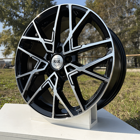 Вудроф (КС1044) 7.000xR18 5x112 DIA57.1 ET45 алмаз черный